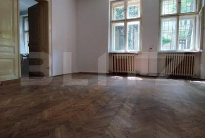 Casa istorica, 2 apartamnte, curte proprie- posibilitati multiple, zona Balcescu - 9