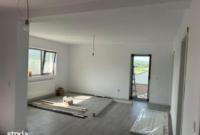 Casă cu 4 camere cu Teren 450 Mp în Bârnova - 16