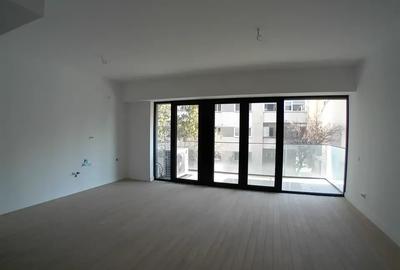 Apartament cu 3 camere decomandat în Panduri - 1