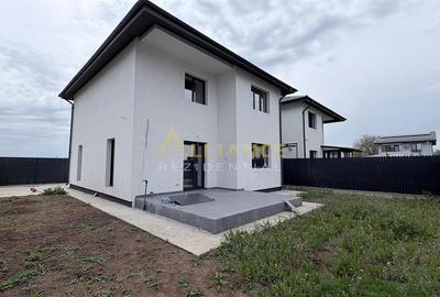 Casă individuală cu 4 camere cu Teren 260 Mp în Berceni - 3