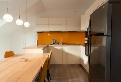 Apartament cu 3 camere semidecomandat, mobilat în Apahida