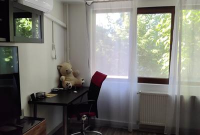 Apartament cu 3 camere semidecomandat, mobilat în Drumul Taberei - 1