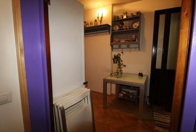 Londra etj 1- cu 2 balcoane in vila P+2- Apartament in vila - 19