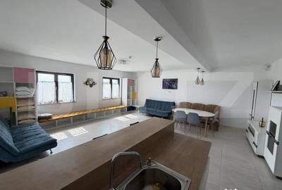 Casă cu 4 camere cu Teren 600 Mp în Central - 1