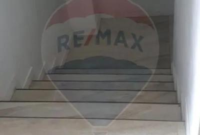 Spațiu comercial, de 230 mp, în Central - 5