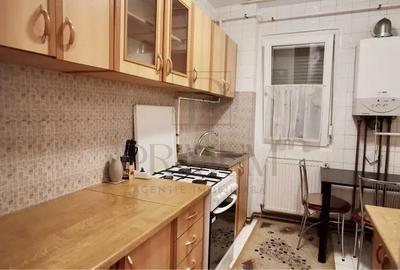 SEMICENTRAL - 2 Camere - Centrala proprie - Mobilat si utilat - 5