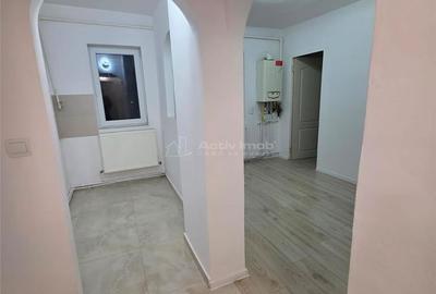 Apartament cu 3 camere semidecomandat în Micro 9 - 4