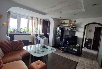 Apartament cu 3 camere semidecomandat în Central - 4