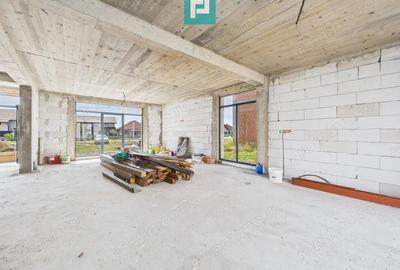 Casa cu etaj la gri in Zimandul Nou - 13