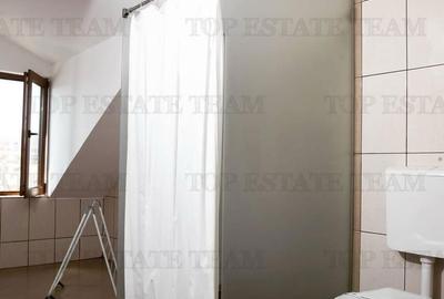 Casă cu 10 camere cu Teren 974 Mp în Central - 3
