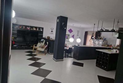 Casă cu 5 camere cu Teren 330 Mp în Bragadiru