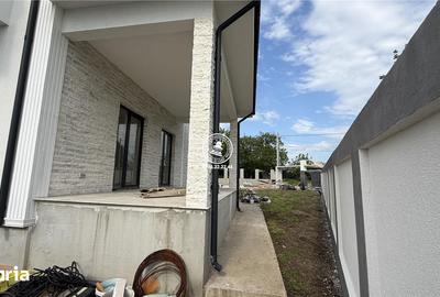 Casă cu 6 camere cu Teren 750 Mp în Aroneanu - 2
