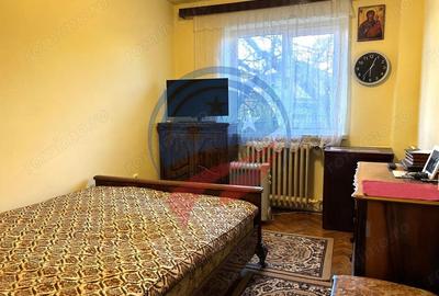 Apartament cu 3 camere decomandat în Siloz - 2
