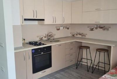 Vand Garsoniera Mobilata lux cu vedere la mare - 7