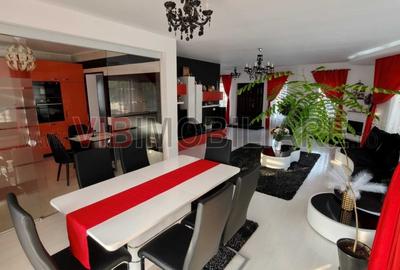 Casă cu 9 camere cu Teren 610 Mp în Colentina - 2