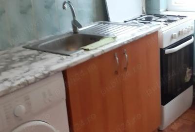 Inchiriez apartament in Resita 2 camere vis-a-vis de Universitate - 6