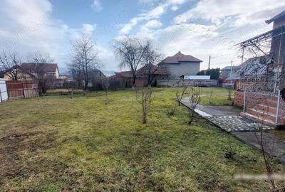 Casă cu 4 camere cu Teren 763 Mp în Central - 3