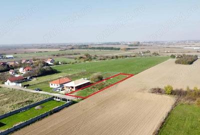 Teren de 1215 mp, în Central - 6