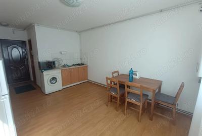 Inchiriez apartament cu doua camere - 1