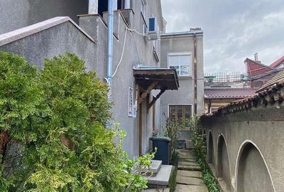 Apartament cu 3 camere în Decebal - 10