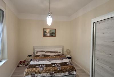 Ocazie!!!  Blascovici – Casa 8  camere - Proiect  2  Familii - 10