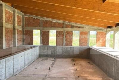Hotel ,Centru SPA ,Constructie la rosu-zona Marginea - 1