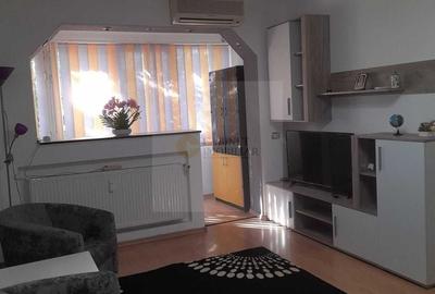 Apartament cu 2 camere semidecomandat, mobilat în Constructorilor - 1