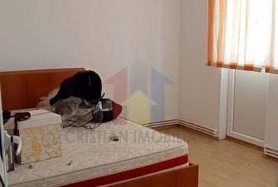 Apartament cu 2 camere semidecomandat în Calea Galați - 1