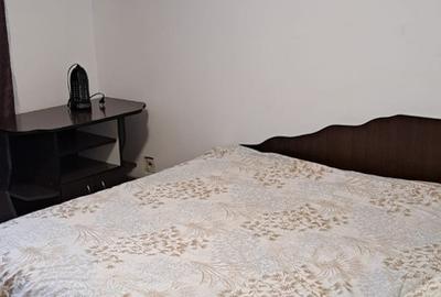Apartament cu 3 camere semidecomandat în 1 Mai - 2
