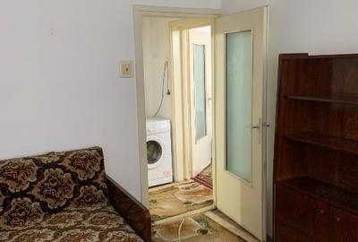 Apartament cu 2 camere semidecomandat, mobilat în Micro III - 6