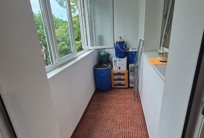 Apartament cu 3 camere semidecomandat, mobilat în Titan - 13