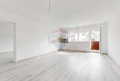 Apartament cu 2 camere semidecomandat în Sânpetru