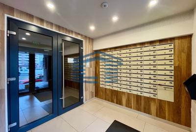 Apartament cu 2 camere semidecomandat, mobilat în Tractorul - 3