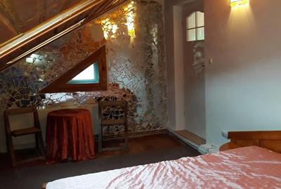 Apartament cu 3 camere decomandat în Răcădău