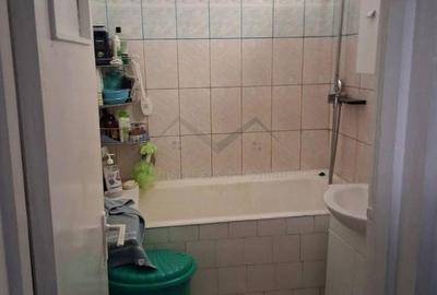 Apartament cu 2 camere semidecomandat în Podu Roș - 1