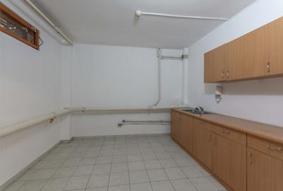 Casă individuală cu 16 camere cu Canalizare în Aviației - 16