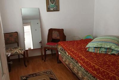 Casă cu Teren 1400 Mp în Central - 3