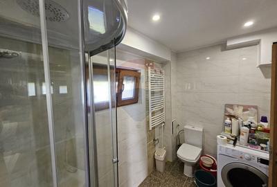 Casă solidă din cărămidă, mobilată, garaj, teren generos – Tarcău - 3