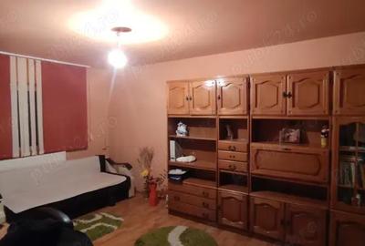 Garsonieră decomandată în Central - 7