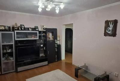 Apartament cu 3 camere decomandat în Central - 2