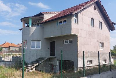 Casa in zona reziden?iala Ha?eg - Nala? Vad - 2