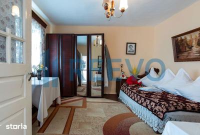 Casă cu 5 camere cu Teren 3365 Mp în Corbasca - 15