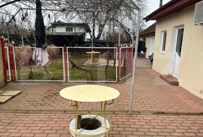 Casă cu Teren 1187 Mp în Central - 3