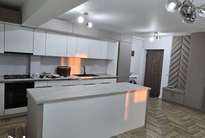 Apartament cu 3 camere decomandat în Mioriței - 19