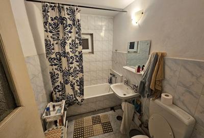 Apartament 3 camere Decomandat zona Nicolina 2 Etaj 3 din 4 COD : 160737 - 2