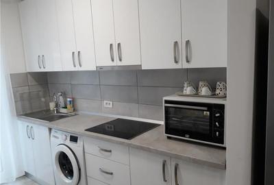 Apartament cu 2 camere decomandat în Berceni