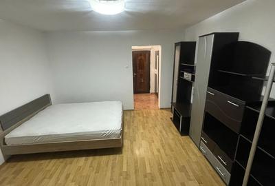 Drumul Taberei, Favorit - 7