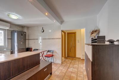 Apartament 3 camere, 2 bai, loc de parcare, Decebal, Theodor - 14