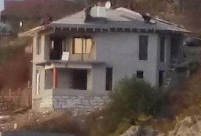 Casa la cheie chiar pe malul Dunarii - 6