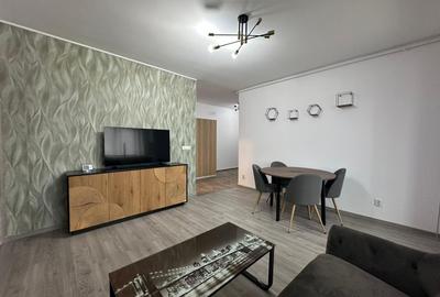 Apartament cu 3 camere decomandat, mobilat în Metalurgiei
